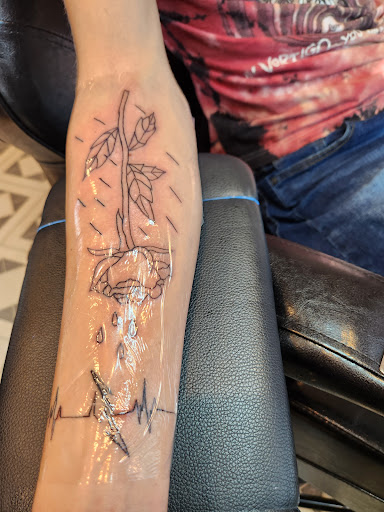 Explore no pain no gain tattoo ideas, creative tattoo ideas in Davis, available at SIX GUN SOUND TATTOO