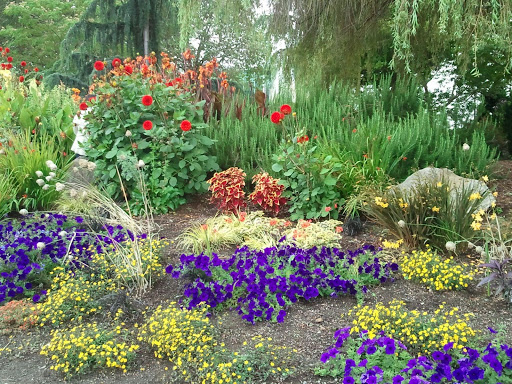 Secret gardens in Seattle