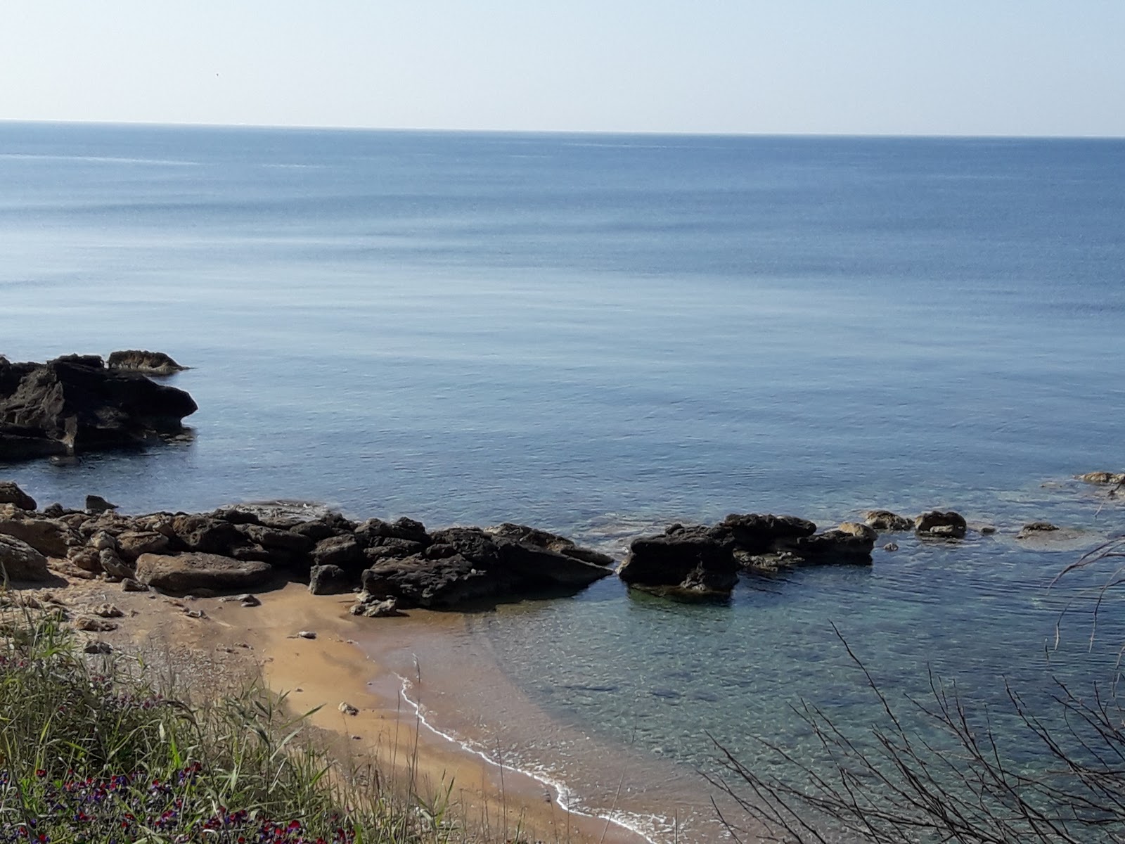 Baia dei Greci'in fotoğrafı - rahatlamayı sevenler arasında popüler bir yer