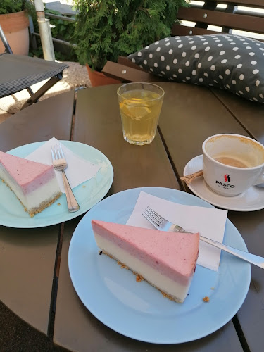 Torta Művek Kávézó-Cukrászda-Tortaműhely - Szeged