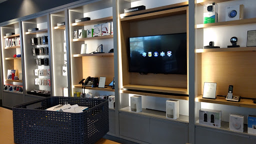 Cell Phone Store «Verizon», reviews and photos, 27149 185th Ave SE #123, Covington, WA 98042, USA