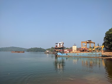 Holebagilu Ferry
