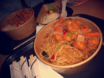 Plats et boissons du Restaurant asiatique Food halal. à Clichy - n°5