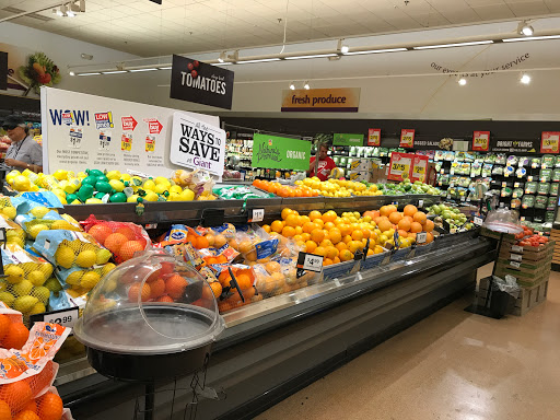 Grocery Store «Giant Food», reviews and photos, 10400 Old Georgetown Rd, Bethesda, MD 20814, USA