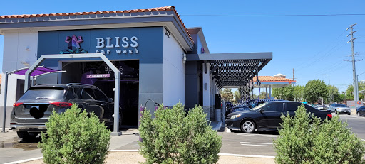 BLISS Car Wash - Palmdale en Palmdale