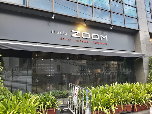 Studio Zoom
