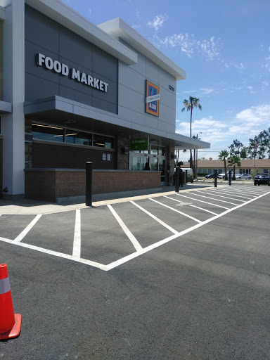 ALDI, 13210 Telegraph Rd, Santa Fe Springs, CA 90670, USA, 