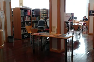 Biblioteca Municipal de Sesimbra image
