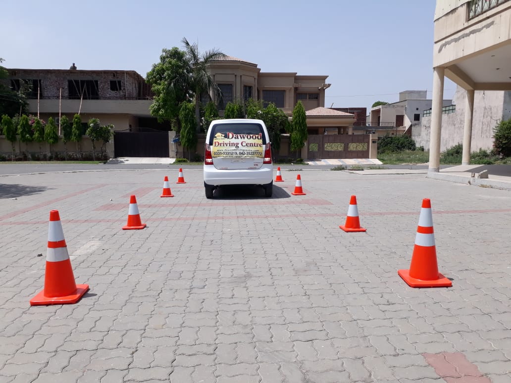 Dawood Driving Centre--In Lahore