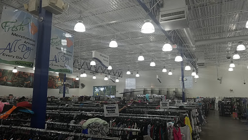 Thrift Store «Goodwill Brandon Superstore», reviews and photos, 1106 E Brandon Blvd, Brandon, FL 33511, USA