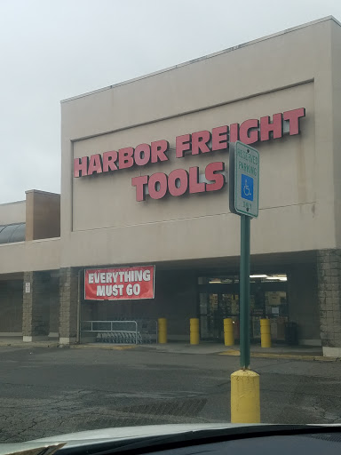 Hardware Store «Harbor Freight Tools», reviews and photos, 34600 Warren Rd, Westland, MI 48185, USA