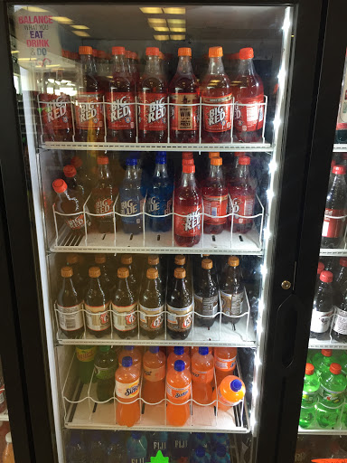 Grocery Store «United Super IGA», reviews and photos, 201 N Hewitt Dr, Hewitt, TX 76643, USA