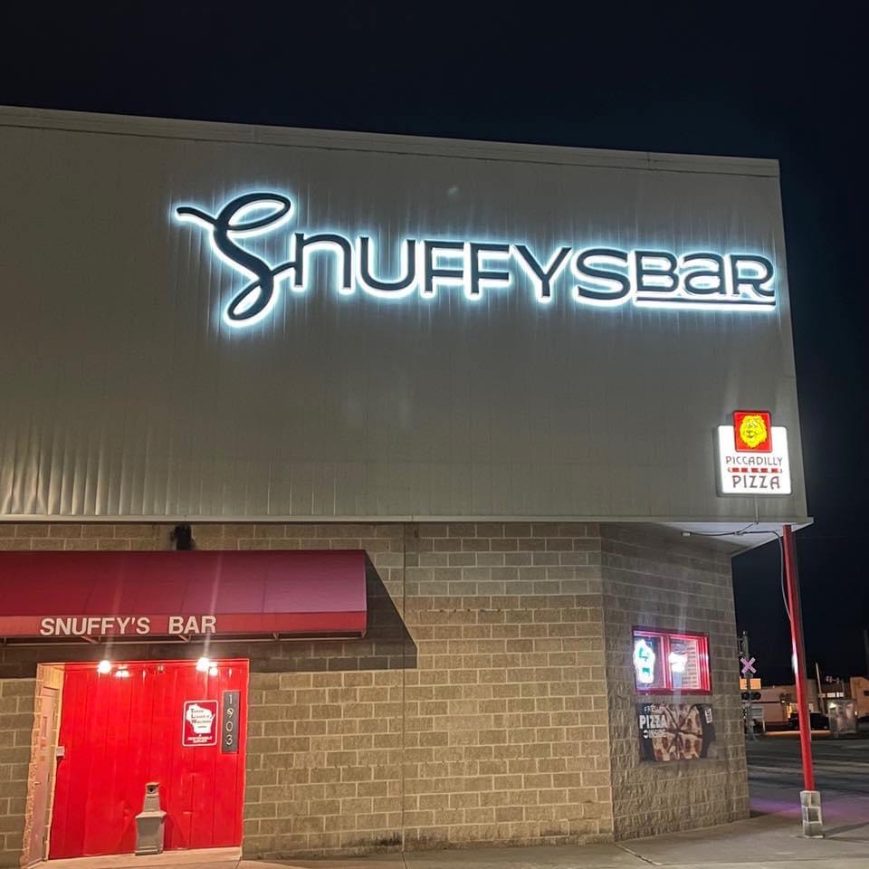 Snuffy’s Bar 54601