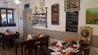 Atmosphère du Restaurant Ferme Auberge Linossier à Burdignes - n°9