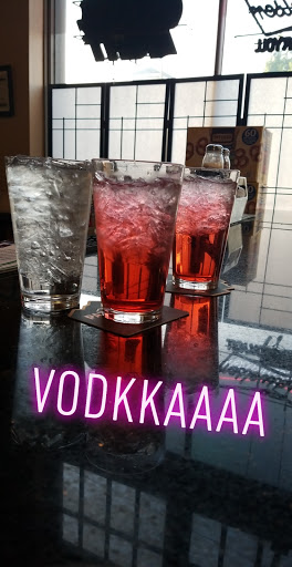 Pizza Restaurant «Schmizza Pub & Grub Broadway», reviews and photos, 628 NE Broadway St, Portland, OR 97232, USA