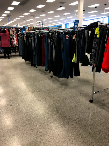 Clothing Store «Ross Dress for Less», reviews and photos, 2595 N Decatur Rd, Decatur, GA 30033, USA