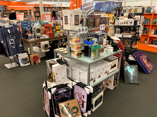 Used Book Store «2nd & Charles», reviews and photos, 9004 W Broad St, Richmond, VA 23294, USA