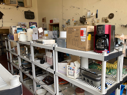 Thrift Store «Treasure Chest», reviews and photos, 634 W Tuscarawas Ave, Barberton, OH 44203, USA