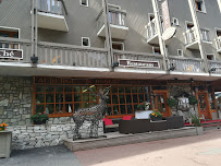 Extérieur du Restaurant Hôtel Auberge Saint Hubert à Val-d'Isère - n°18