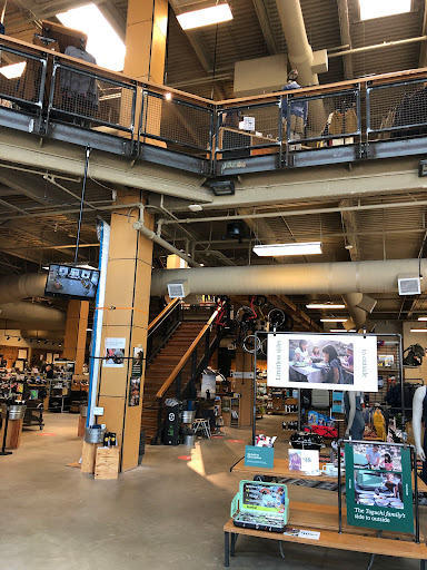 Camping Store «REI», reviews and photos, 4291 The Cir At N Hills St, Raleigh, NC 27609, USA