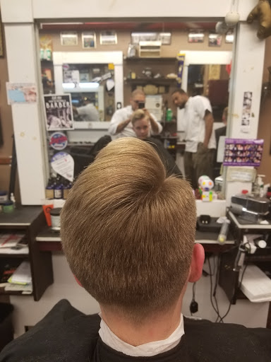 Hair Salon «Modern Male Barber Shop», reviews and photos, 7 E Temple Ave, Sellersville, PA 18912, USA