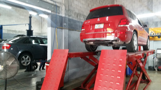 Auto Repair Shop «Advanced Auto Diagnostics», reviews and photos, 2215 NW 97th Ave, Doral, FL 33172, USA