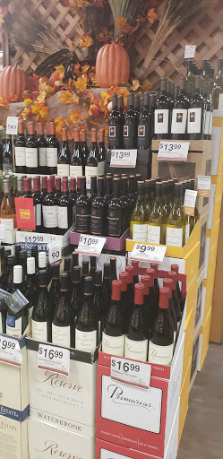 Grocery Store «Quality Food Center», reviews and photos, 7823 SE 28th St, Mercer Island, WA 98040, USA