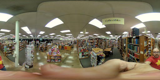 Book Store «Half Price Books», reviews and photos, 713 Harwood Rd, Bedford, TX 76021, USA