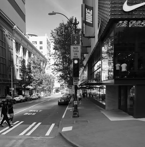 Sporting Goods Store «Nike Seattle», reviews and photos, 1500 6th Ave, Seattle, WA 98101, USA