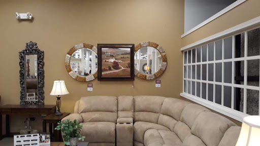 Furniture Store «Raymour & Flanigan Furniture and Mattress Store», reviews and photos, 2780 W Ridge Rd, Rochester, NY 14626, USA