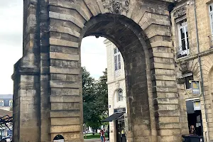 Porte Dijeaux image