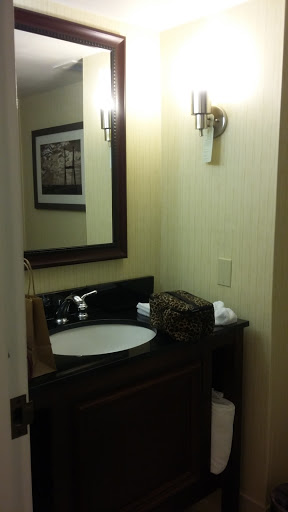 Hotel «Embassy Suites by Hilton Brunswick», reviews and photos, 500 Mall Blvd, Brunswick, GA 31525, USA