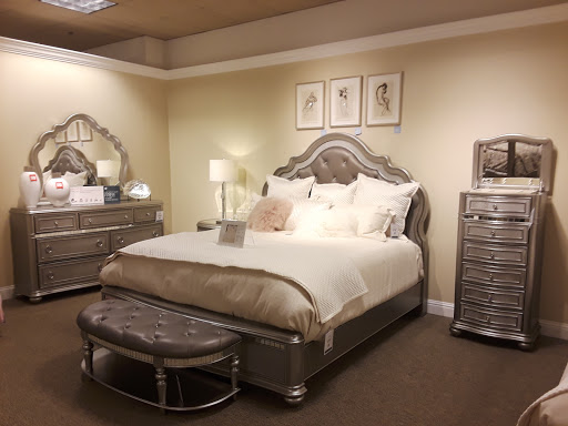 Furniture Store «Havertys Furniture», reviews and photos, 11871 Jefferson Ave, Newport News, VA 23606, USA