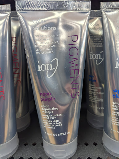 Beauty Supply Store «Sally Beauty», reviews and photos, 13519 S Mur-Len Rd #136, Olathe, KS 66062, USA