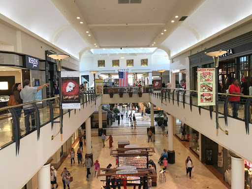 Shopping Mall «Crabtree Valley Mall», reviews and photos, 4325 Glenwood Ave, Raleigh, NC 27612, USA