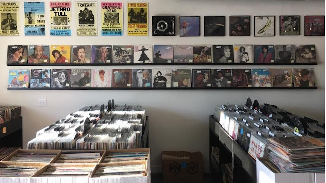 Reviews of Alison's Record Shop in Nashville-Davidson - Musical store