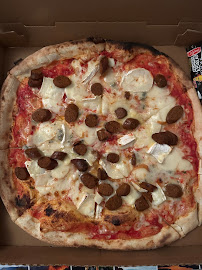 Pizza du Pizzas à emporter Camion Pizza Phelobatir à Puteaux - n°1