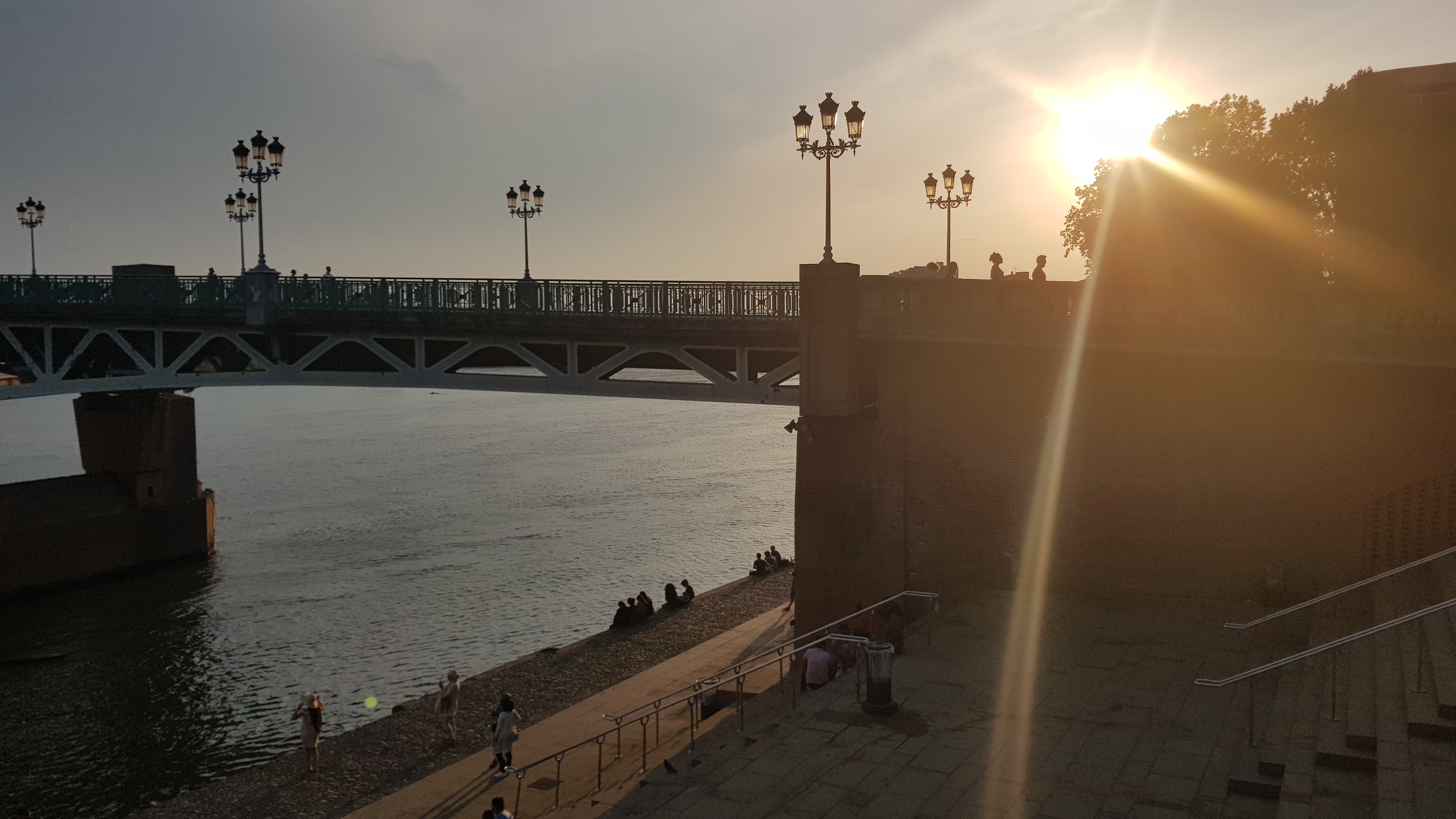 Photo n° 18 de l'avis de JEAN.A fait le 30/06/2018 à 00:19