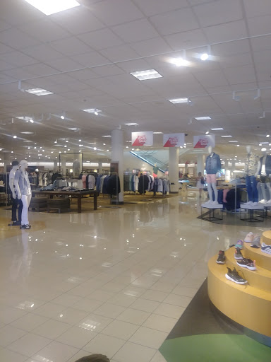 Department Store «Nordstrom Easton Town Center», reviews and photos, 4000 Worth Ave, Columbus, OH 43219, USA