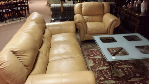 Furniture Store «Clearing House Furniture», reviews and photos, 3729 Southside Blvd, Jacksonville, FL 32216, USA