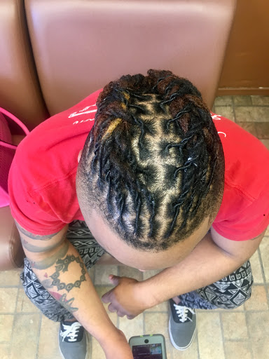 Hair Salon «CinciNatural Center», reviews and photos, 1617 Highland Ave, Cincinnati, OH 45202, USA