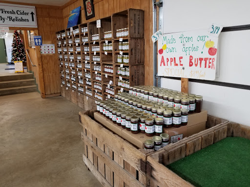 Produce Market «Barber Orchard Fruitstands Inc», reviews and photos, 2855 Old Balsam Rd, Waynesville, NC 28786, USA