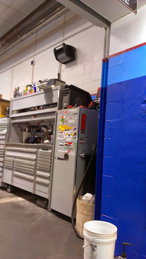 Auto Repair Shop «JC Auto Repairs», reviews and photos, 166 Summerfield St, Scarsdale, NY 10583, USA