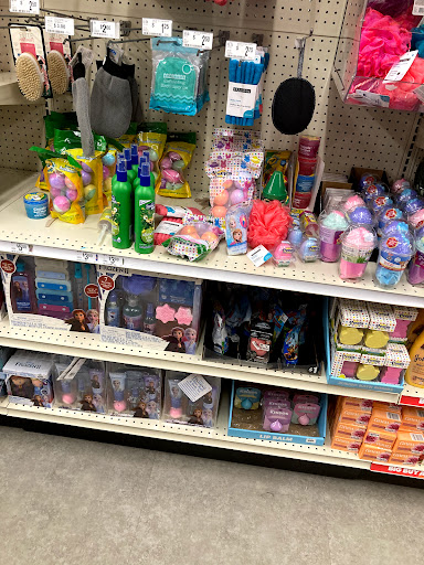 Discount Store «Big Lots», reviews and photos, 6282 Pearl Rd, Parma Heights, OH 44130, USA