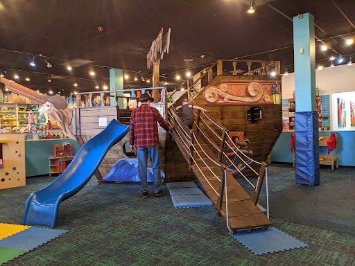 Toy Store «Smart Toys and Books», reviews and photos, 9700 Kingston Pike #12, Knoxville, TN 37922, USA