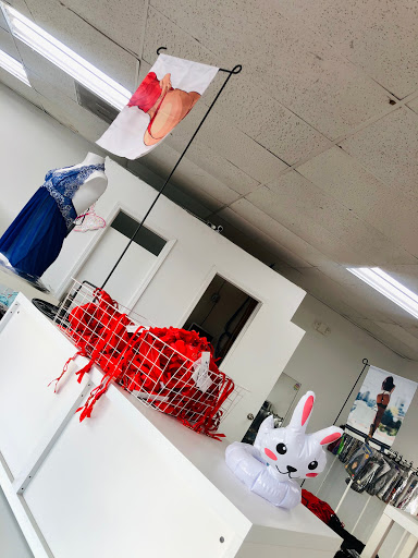 Lingerie Store «Katz Stores - West Road», reviews and photos, 9820 North Fwy B, Houston, TX 77037, USA