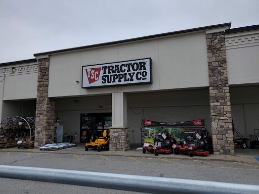 Home Improvement Store «Tractor Supply Co.», reviews and photos, 55 Crystal Ave #17a, Derry, NH 03038, USA