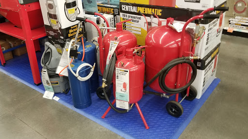 Hardware Store «Harbor Freight Tools», reviews and photos, 1291 N Hacienda Blvd, La Puente, CA 91744, USA