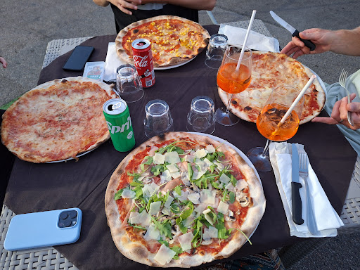 Pizzeria La Rosa dei Venti in La Caletta, Provincia di Nuoro