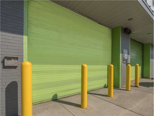 Self-Storage Facility «Secure Self Storage», reviews and photos, 1725 W Farms Rd, Bronx, NY 10460, USA